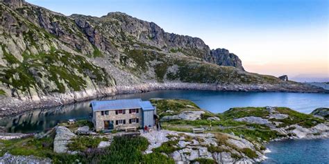 Refuges Massif De Belledonne Les 7 Laux