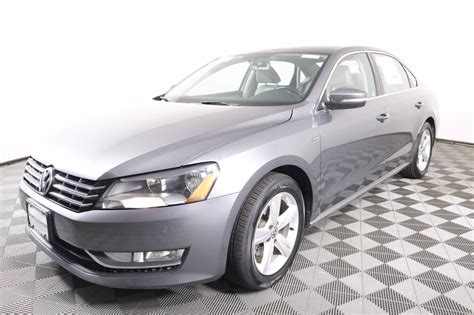 Pre Owned Volkswagen Passat T Limited Edition Dr Car In