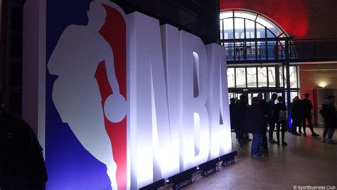 Sporsora Sport Business Club Qui Sont Les Partenaires Du Nba Paris