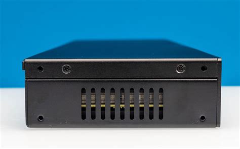 Qotom 1U C3758R Side 2 - ServeTheHome