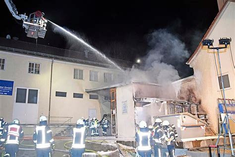 250 000 Euro Sachschaden Großbrand in Glaserei im Landkreis Erding