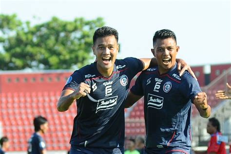 Arema FC Raih Kemenangan Perdana Debut Gemilang Fernando Valente