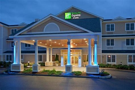 Holiday Inn Express Hotel & Suites Rochester, Rochester (NH) - Room ...