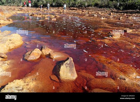 The very red Rio Tinto (River Tinto), part of the Rio Tinto Mining Stock Photo: 66122620 - Alamy