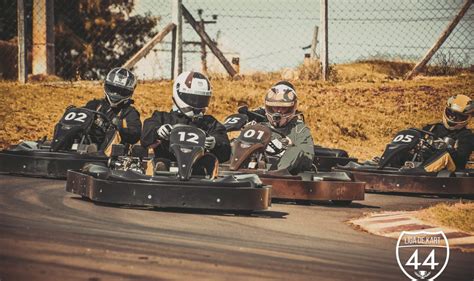 Equipamentos Para Andar De Kart Indoor Aluguel Rental Blog Vdem