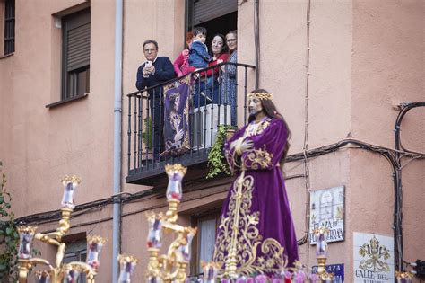 Almeida participa en la procesión de Jesús el Pobre y María Santísima