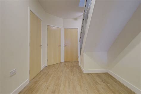 2 Bed End Terrace House For Sale In Feeches Road Southend On Sea Ss2