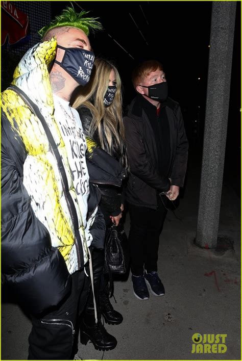 Photo: avril lavigne mod sun hold hands 63 | Photo 4524410 | Just Jared