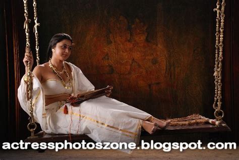 Celebs And Gossip Malayalam Actress Kanika Hot Photos