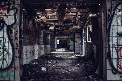 Abandonado Lugar Perdido Grafite Foto Gratuita No Pixabay