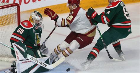 Qmjhl Playoffs Titan Hand Mooseheads Second Straight 2 1 Ot Loss To