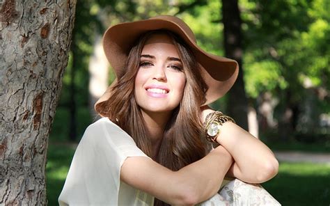 Hd Wallpaper Models Clara Alonso Wallpaper Flare