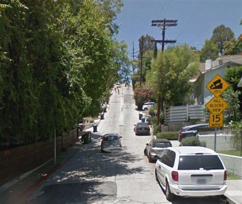 Los Angeles Baxter Street That Drivers Are Getting Stuck On Daily