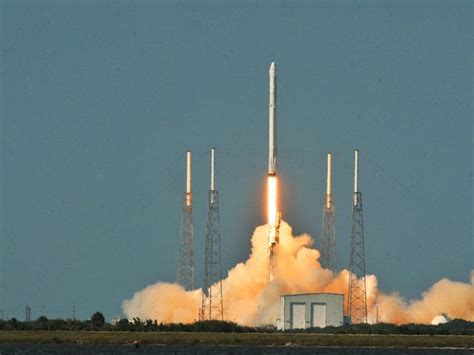 Spacex Rocket Booster Makes Breakthrough Landing At Sea World News