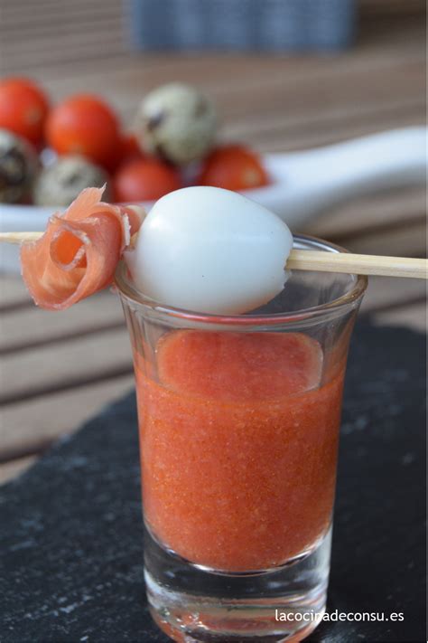 Salmorejo Con Minibrocheta De Jam N Y Huevo La Cocina De Consu