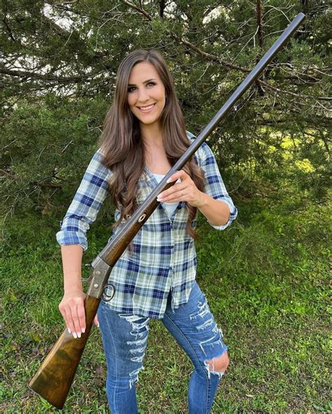 Hot Chicks Guns On Tumblr