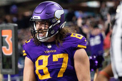 TJ Hockenson Reflects On Fourth Down that Ended Vikings Season - Sports ...