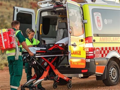 Paramedic Assaulted In Back Of Ambulance While Treating Patient Nt Independent