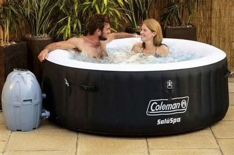 5 Reasons Why Your Hot Tub Water Is Green And How To Fix It
