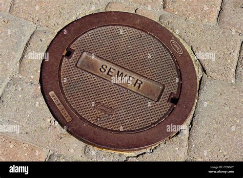 Cast Iron Manhole Sewer Drain Hi Res Stock Photography And Images Alamy