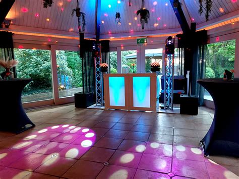 Drive In Show Locaties Een Complete Disco Show Met Allround Dj Voor