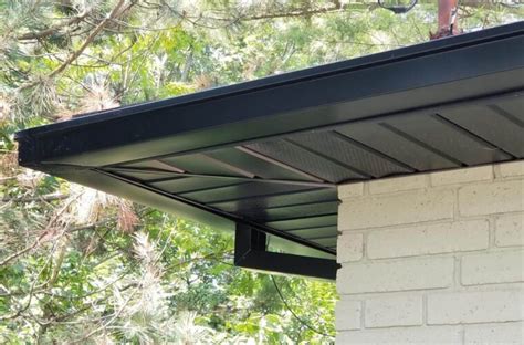 What Every Homeowner Needs to Know About Box Gutters