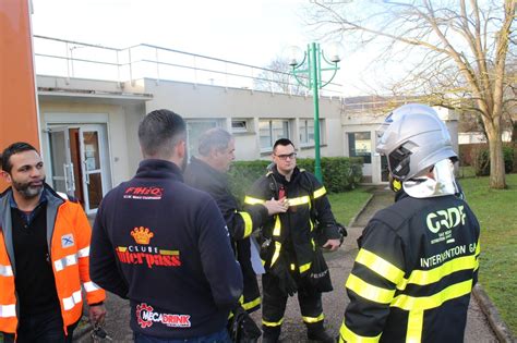 Saint Pierre lès Elbeuf deux écoles évacuées pour une fuite de gaz