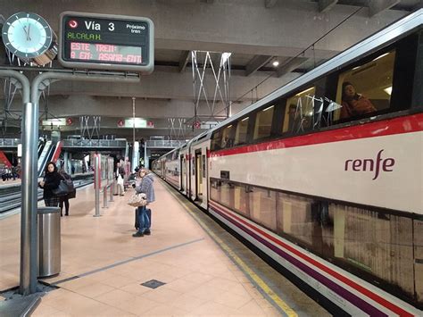 Untado Combatiente Asi Tico Puerta De Atocha Renfe Amoroso Seducir