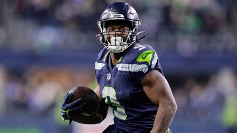 Injury Roundup Seahawks Rb Kenneth Walker Iii Shoulder Expected To Play Sunday Vs Titans