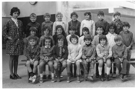 Photo De Classe Cp Ou Ce1 1970 Ou 1972 école Wilson De 1970 Ecole Pic