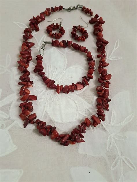 Комплект бижута от корал гр. Димитровград • OLX.bg