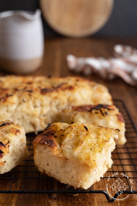 Focaccia Con Impasto Alle Patate E Cipolle Blog Di Il Caldo Sapore