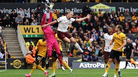 Angleterre Manchester City Chute Le Peloton Se Resserre