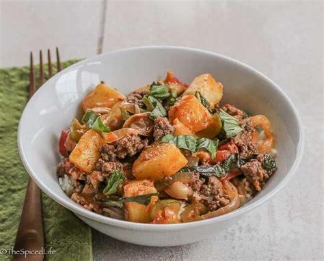 Thai Red Curry With Ground Beef Tomatoes And Pineapple The Spiced Life