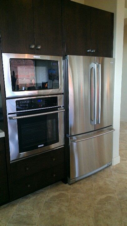 20 Putting Oven Next To Fridge