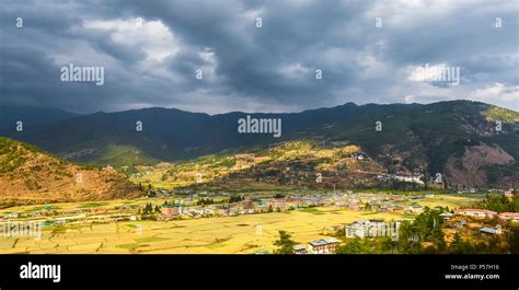 View Of Paro Paro Valley Himalayan Region Bhutan Stock Photo Alamy