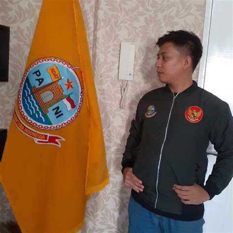 bendera pani  sweter pani tovan