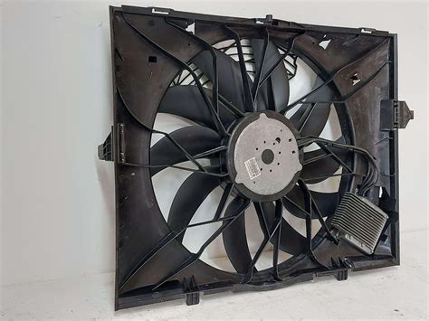 06 07 08 09 10 BMW M6 Electric Cooling Motor 2283108 Fan Radiator 73K