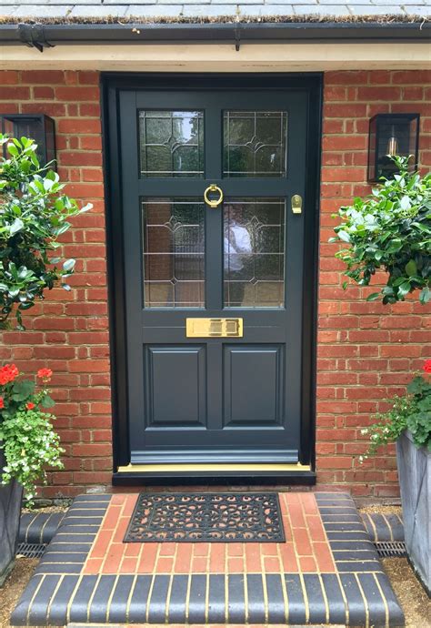 The Advantages Of Front Doors With Leaded Glass Glass Door Ideas