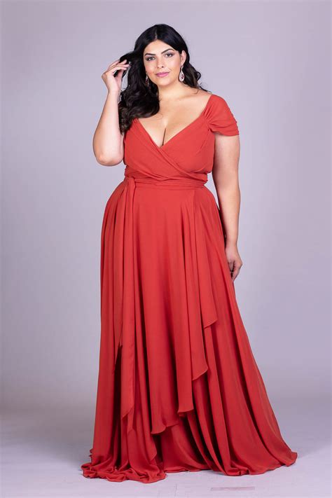 Vestido De Festa Plus Size Longo E Midi Arthur Caliman