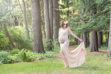 Maternity Photography Session - Yaddo Gardens - Albany NY Photographer - Crystal Turino Photography