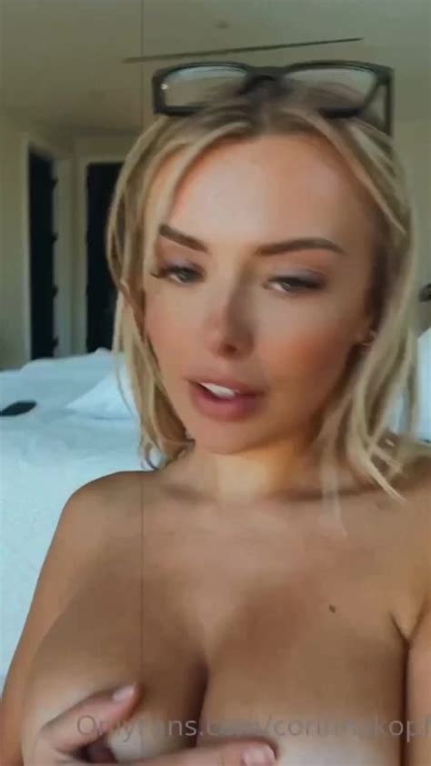 Corinna Kopf Boob Flash Onlyfans Leaked Influencer Onlyfans Model Big