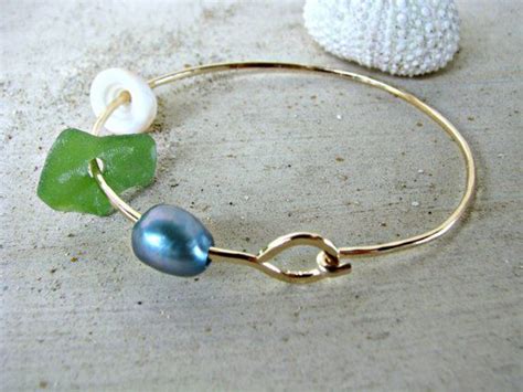 Blue Pearl Bangle Hawaii Seashell Bangle Hawaii Pearl Bangle Beach