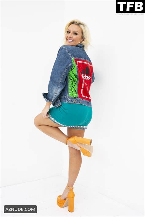 Kimberly Hart Simpson Sexy Seen Showing Off Her Hot Tits And Legs In A Photoshoot AZNude