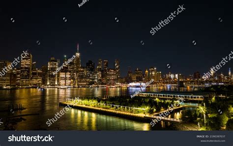 379 Brooklyn Bridge Real Estate Royalty-Free Images, Stock Photos ...