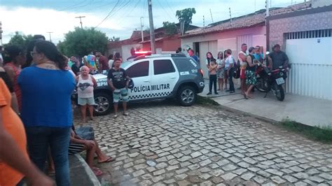 CRIME DE HOMICÍDIO NA ALAMEDA DOS CAJUEIROS EM MOSSORÓ Passando na