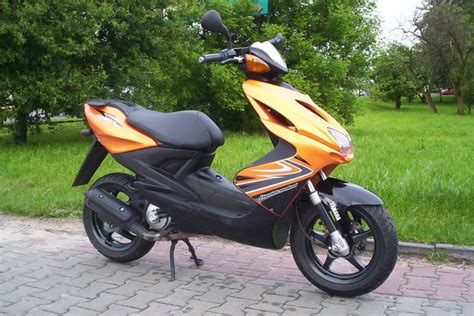 Yamaha Aerox YQ 50 Aerox R motocykle używane sprowadzane Typ oferty