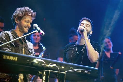 Axel sumó al grupo La Konga para la reversión de la canción Somos lo