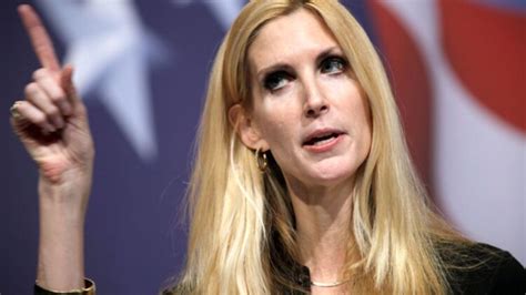 10 Sexy Ann Coulter Bikini Pics