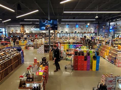 Gomers Liquor Store Lenexa Th Street Parkway In The Le Flickr